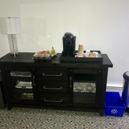 Our Cabin Bed&Breakfast Yellowknife Exterior foto